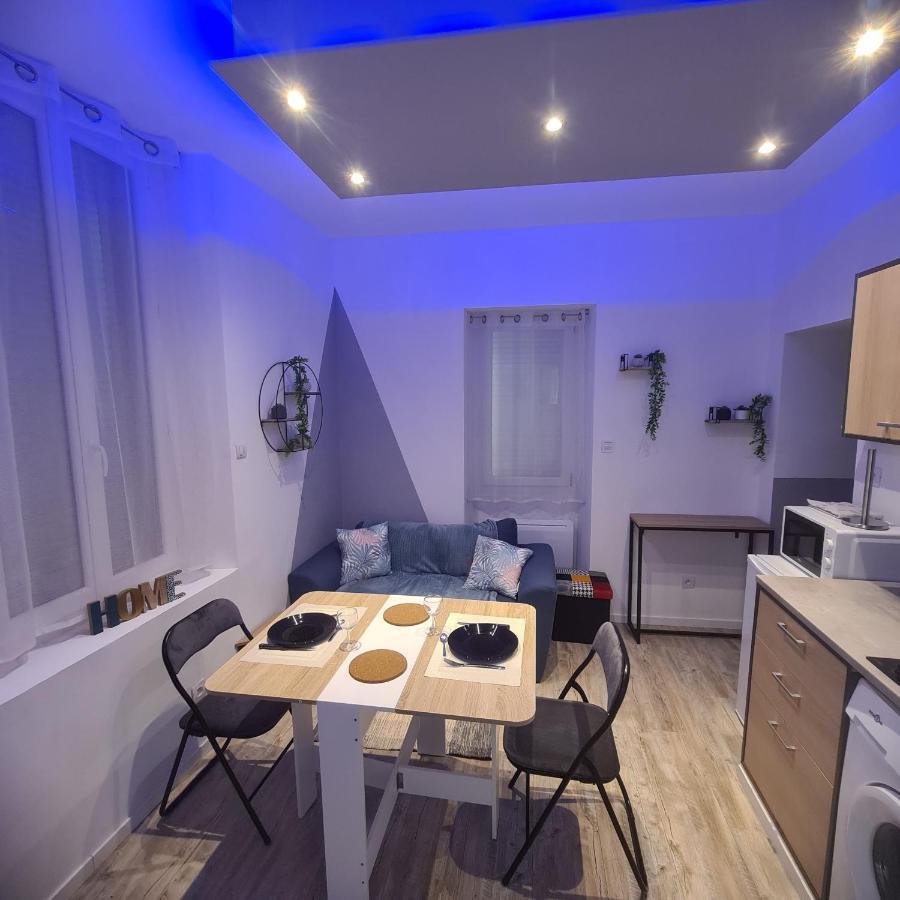 Tres Joli Appartement 2 Pieces, Centre-Ville Tuchan Exterior photo